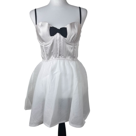 Victoria's Secret Other - NWT Victoria's Secret White Corset Bustier Bow Slip Dress Bridal Wedding Medium